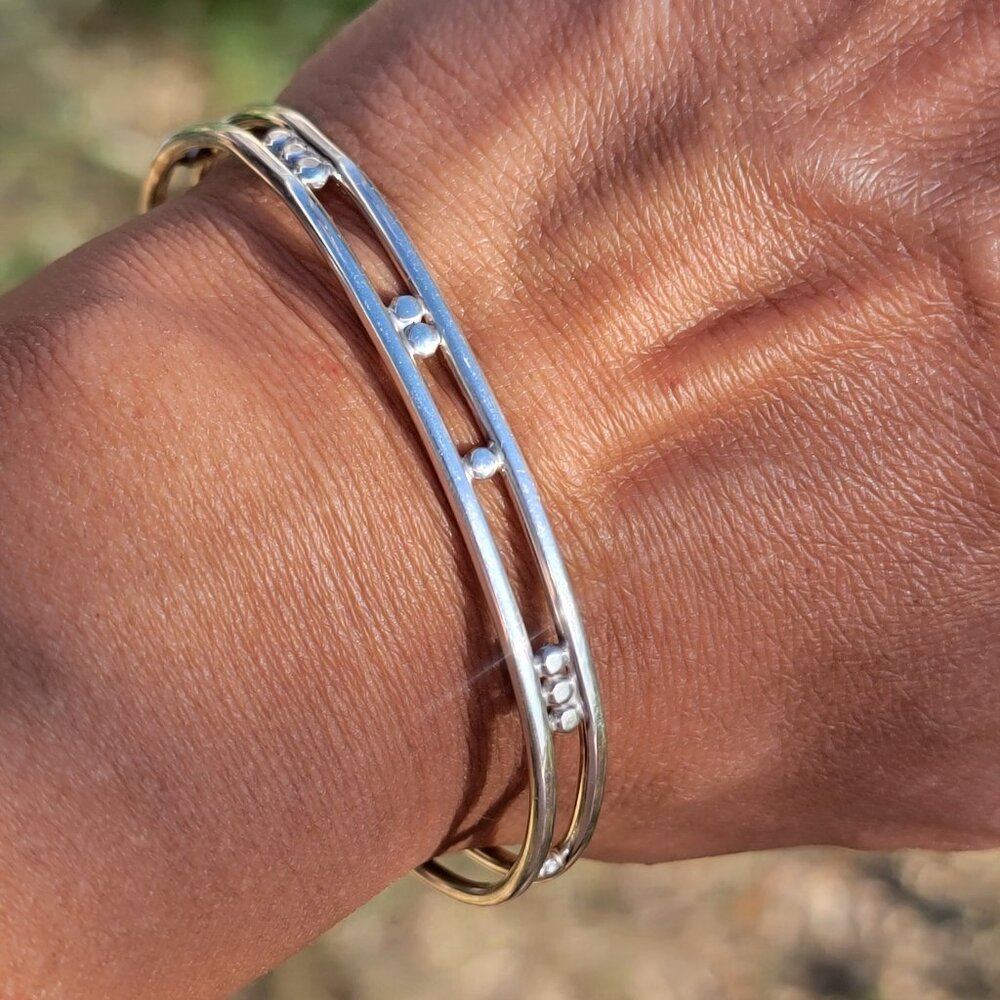 Dainty and minimalist 925 sterling silver double line dots bracelet cuff